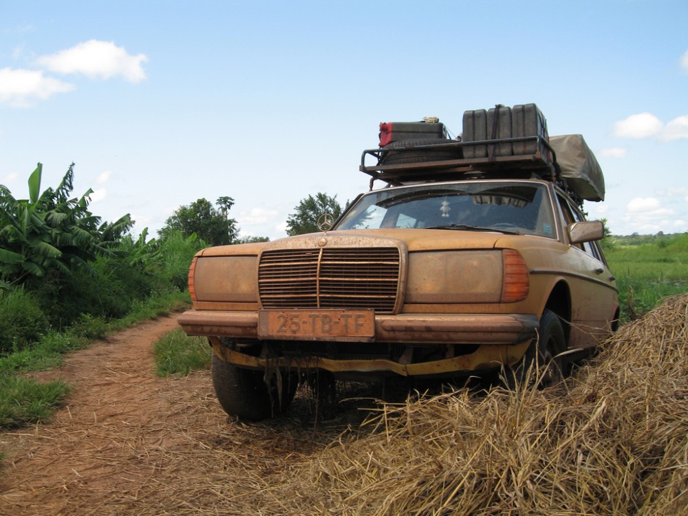 2313007936_c76033ff35_b