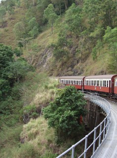 2920392012_15d17f006e_b