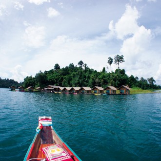 khao-sok-deluxe-rafthouse1