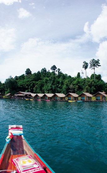 khao-sok-deluxe-rafthouse1